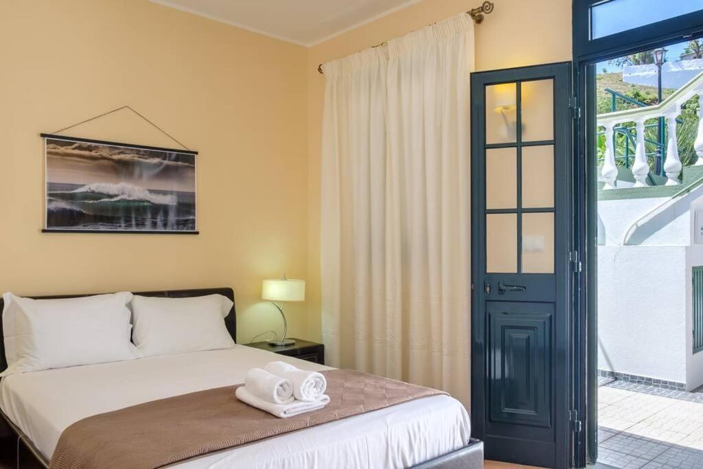 Villa Hikers Haven à São Roque do Faial Extérieur photo
